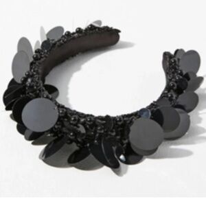ANTHROPOLOGIE by Llani Iridescent Beaded
Paillette Headband Women’s Black Bead